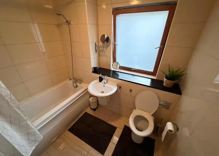 Secluded And Spacious *